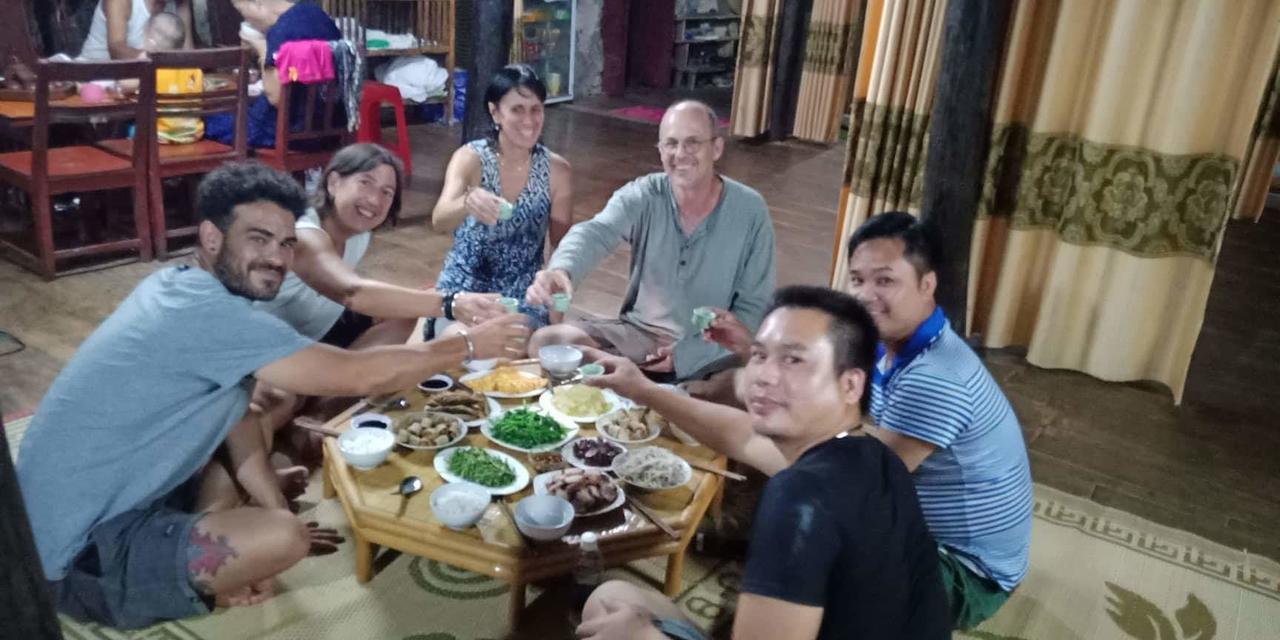 A Sy Ban Gioc Homestay - Lang Da Khuoi Ky Cao Bang Exterior foto